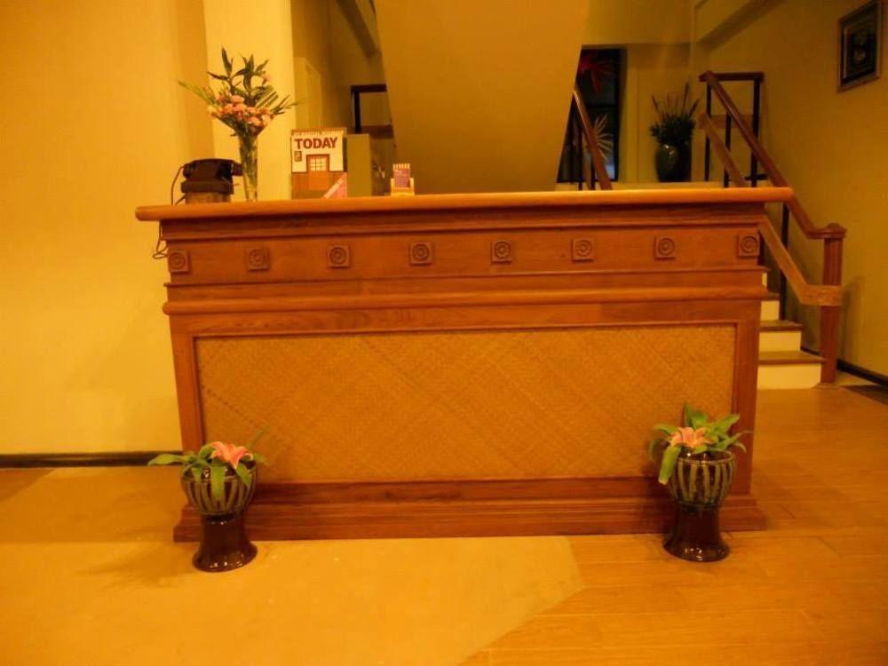 A Little Bit Of Mandalay Tavern Екстер'єр фото