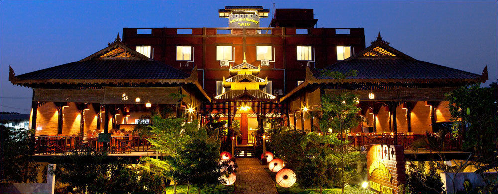 A Little Bit Of Mandalay Tavern Екстер'єр фото